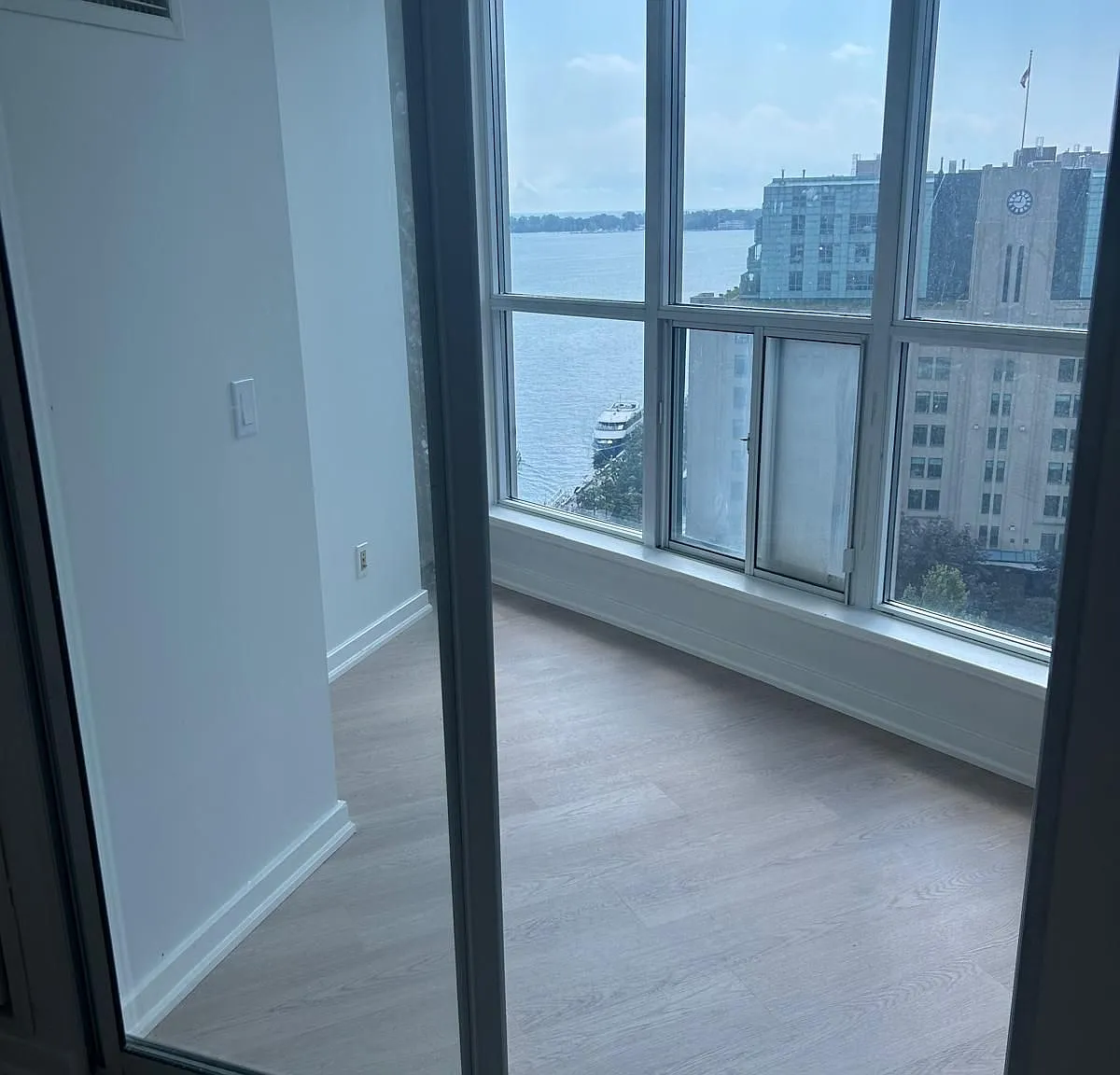 2 bed, $2,800 — Photo 4