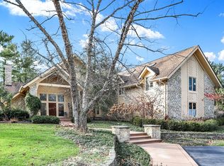 10614 Winterwood Dr, Carmel, IN 46032