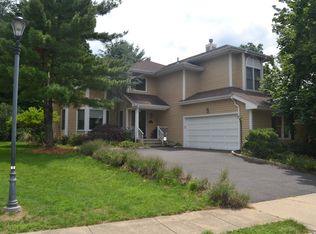 138 Autumn Ridge Rd, Bedminster, NJ 07921