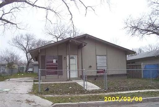 2nd image of 5711 BROKEN LANCE DR