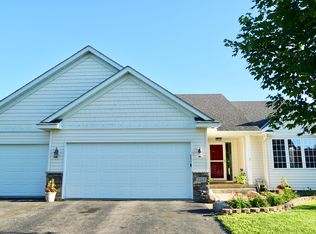 2245 Coldwater Xing, Mayer, MN 55360