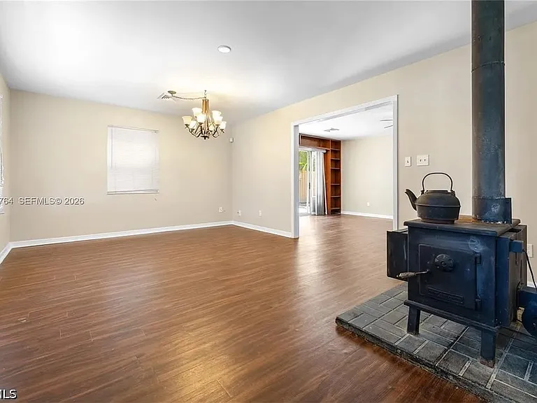 100 Huron Ave — Photo 8