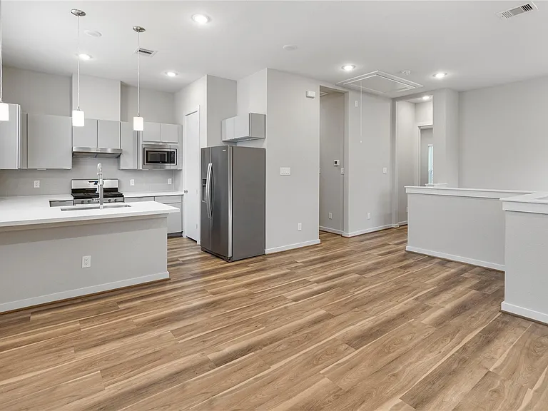 606 Thornton Rd #C — Photo 10