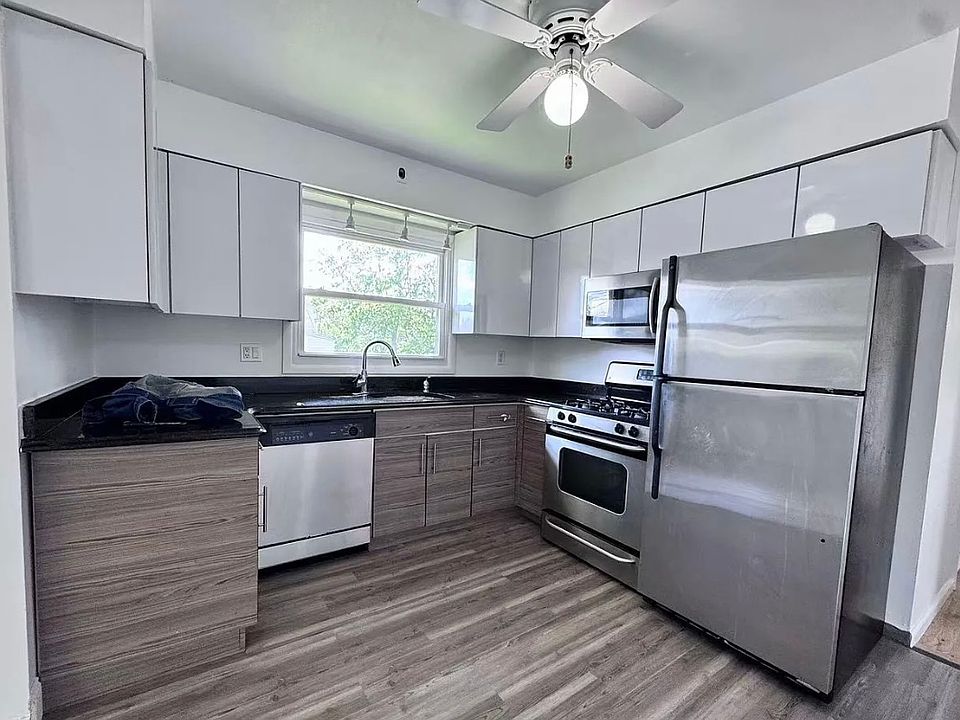 1st image of 121 Egbert Ave Floor 2
