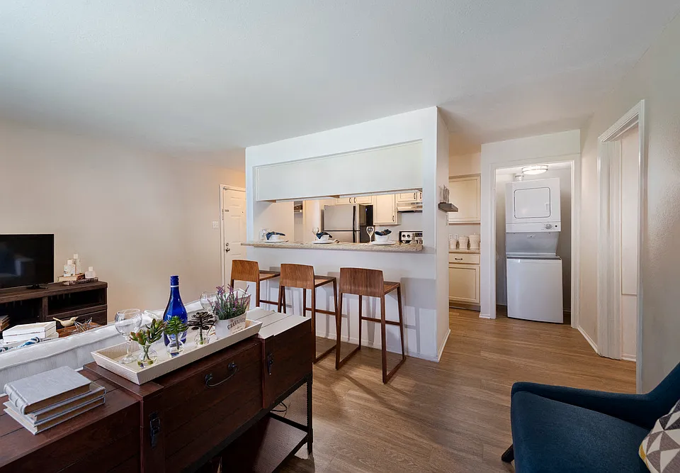 Potomac Vista Apartments