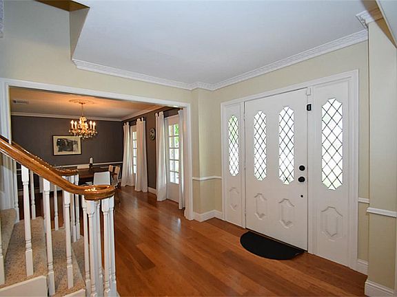 3rd image of 14943 Bramblewood Dr