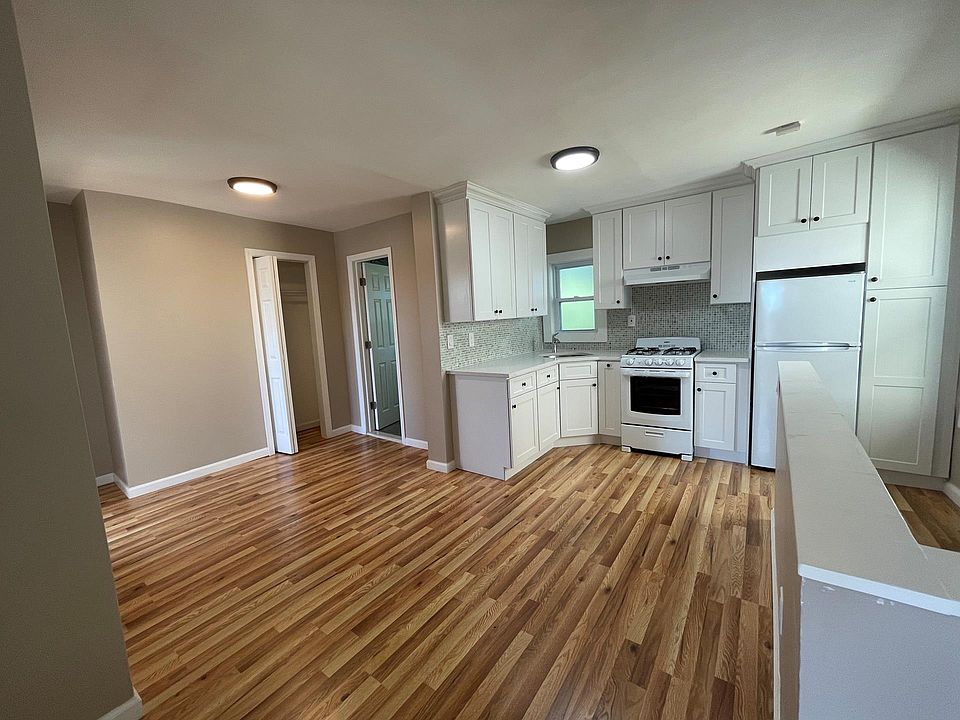 1st image of 101 Claridge Ave
