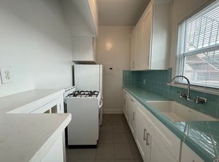 933 Ocean Ave #3, Santa Monica, CA 90403