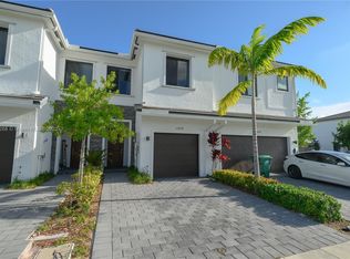 10894 SW 235th St, Homestead, FL 33032