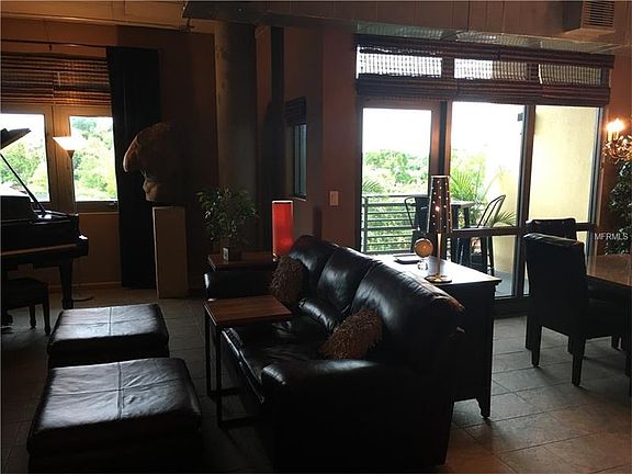 4th image of 10 N Summerlin Ave Unit 27