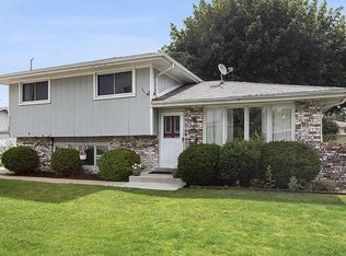 14717 Saint Louis Ave, Midlothian, IL 60445