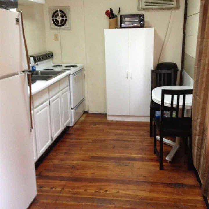 1st image of 4 W Market St APT 1