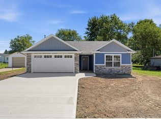 520 S Center St, Waterloo, IN 46793