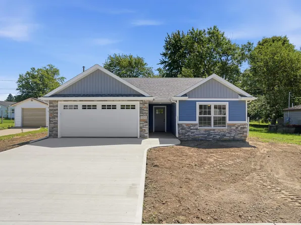 520 S Center St, Waterloo, IN 46793