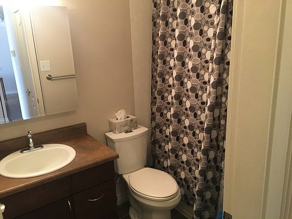 3rd image of 10633 81st Ave NW