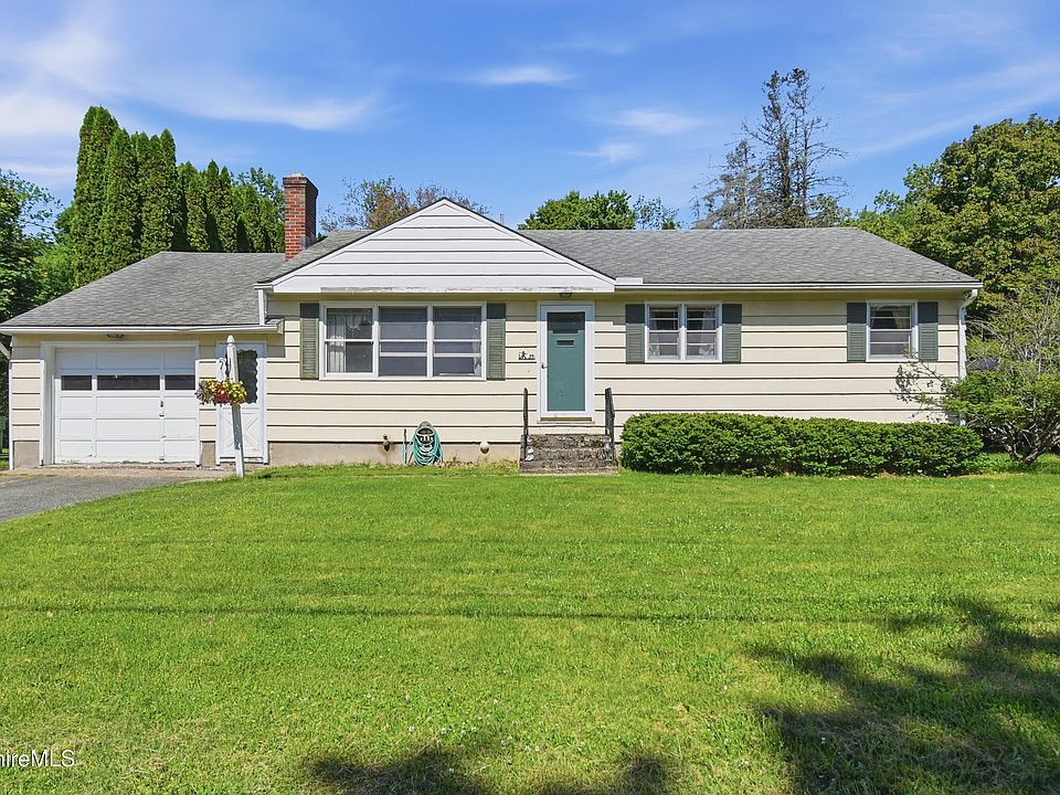 1st image of 39 Meleca Ave