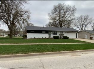 2317 Frontier Rd, Denison, IA 51442