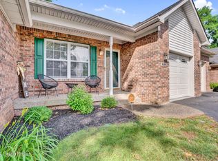 6524 Fenwick Dr, Louisville, KY 40228