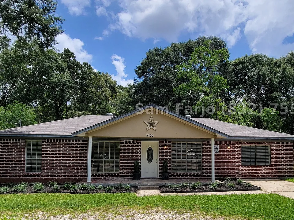 2100 Hill Top Ct #1