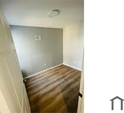 2413 N Bancroft St — Photo 5