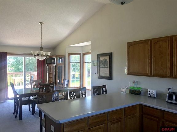 5th image of 125 Pebble Creek Dr