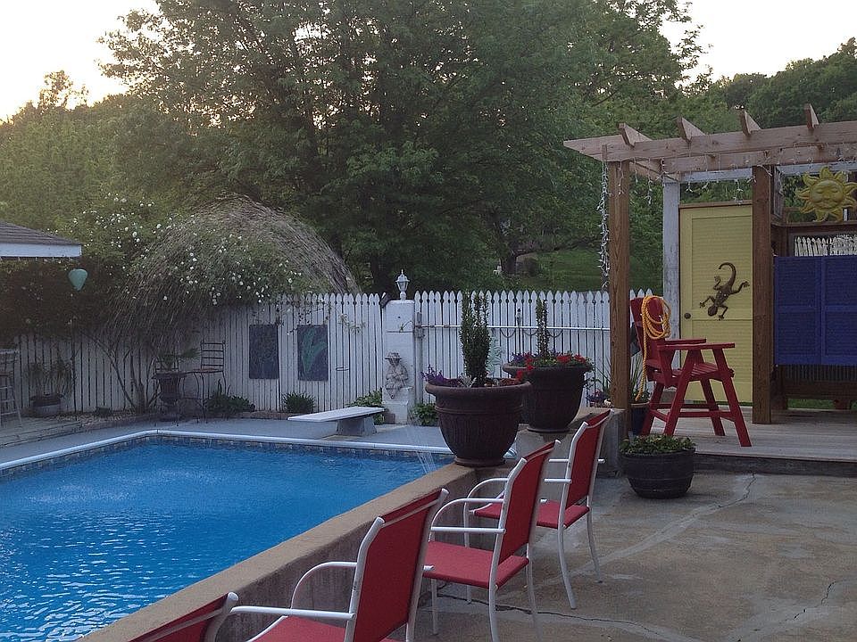 2nd image of 2485 Birchdale Dr