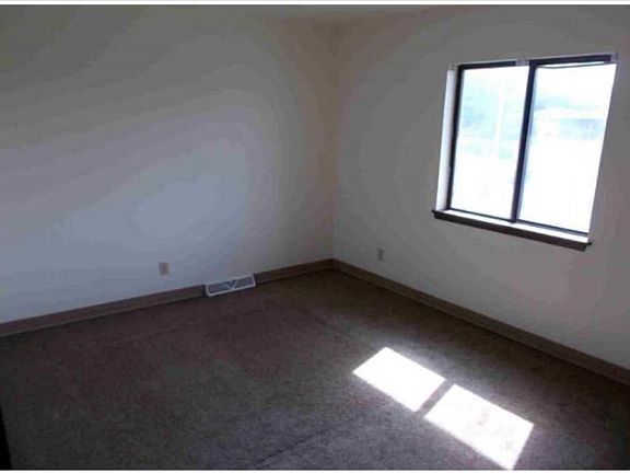 4th image of 2808 Tomarza Ct