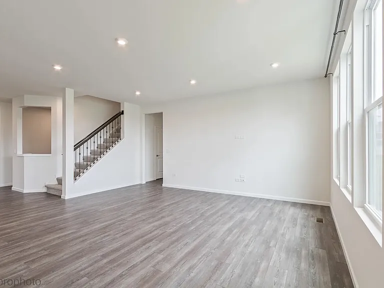 651 Alpine Dr — Photo 8