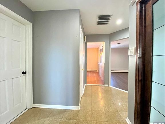 3rd image of 58 Elm St #2