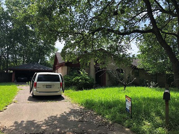 4th image of 9202 Woodland Oaks Dr