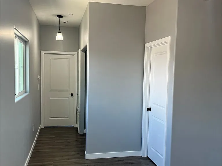 138 N Gage Ave E — Photo 12