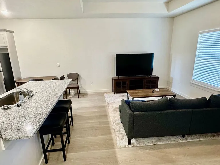 1515 SW Georgia Ave — Photo 5