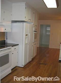 5th image of 3627 Woodcrest Cir NW