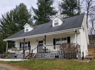 191 Bear Wallow Rd, Burnsville, NC 28714