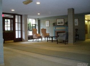 150 S Ocean Ave APT 1L, Freeport, NY 11520