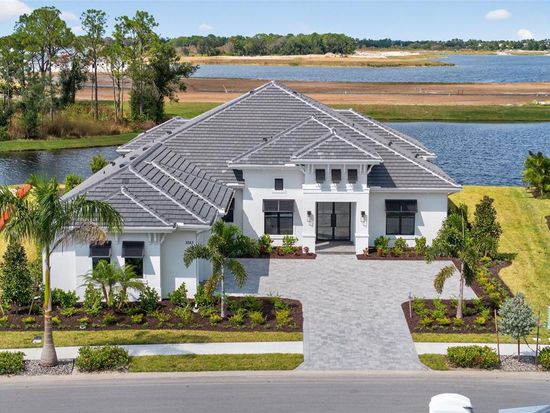 1043 Blue Shell Loop, Sarasota, FL 34240