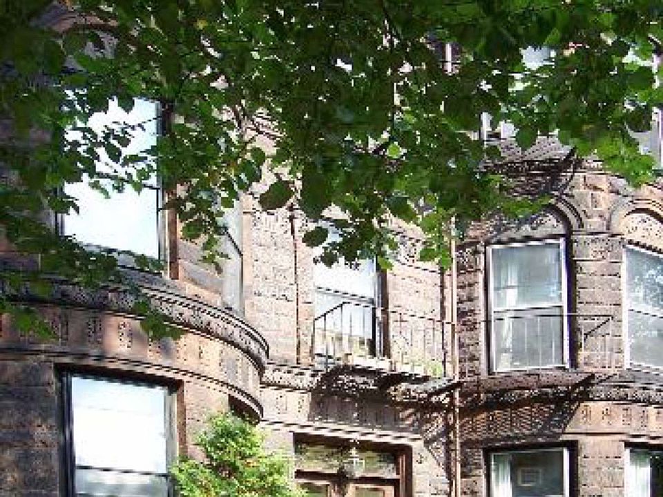 1st image of 387 Commonwealth Ave APT 1