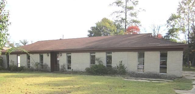 1st image of 112 Knollwood Blvd