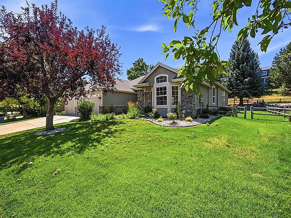 3rd image of 2073 River West Dr