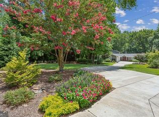 750 Crest Valley Dr, Sandy Springs, GA 30327