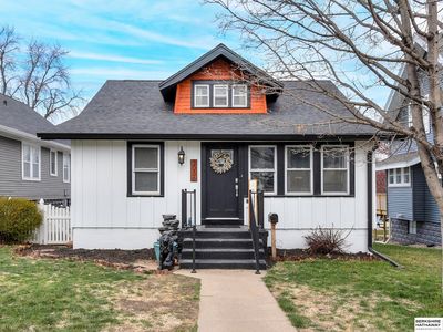 3056 S 33rd St, Omaha, NE, 68105