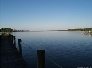 12815 Sturgeon Point Rd, Charles City, VA 23030