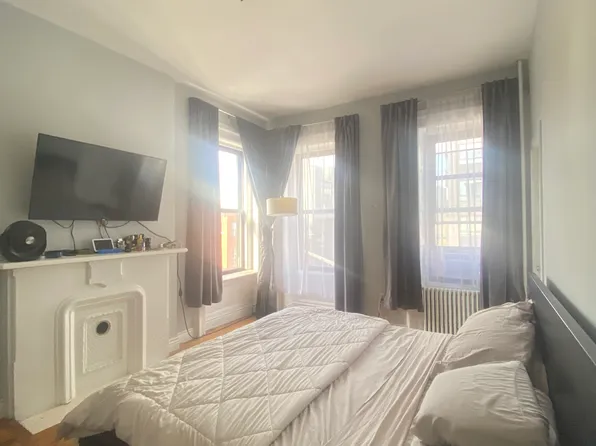 346 Union Avenue image 7 of 15