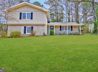 999 Arbour Ct, Stone Mountain, GA 30083