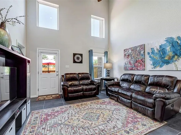 2304 S Lakeline Blvd #213 — Photo 4