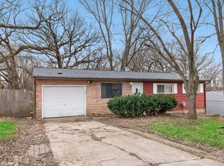 214 Timber Trl, Streamwood, IL 60107