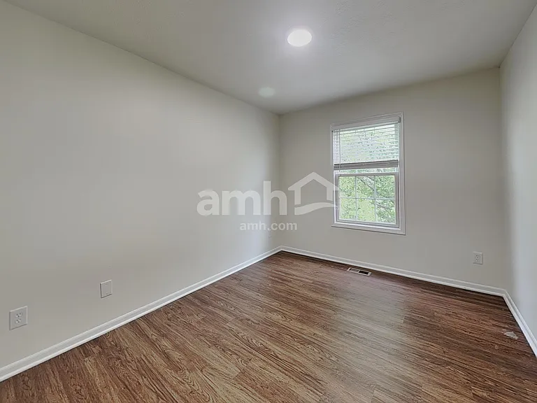 7961 Blacklick View Dr — Photo 19