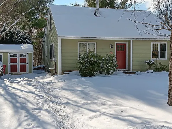 184 Lefebvre Ln, Williston, VT 05495