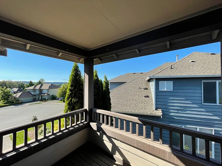 1921 NE 34th Pl — Photo 26