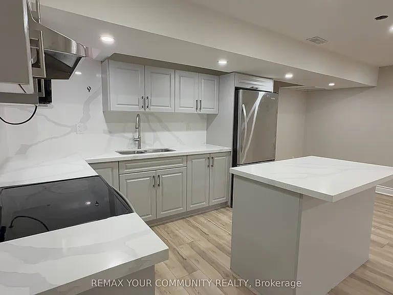 77 Ernest Biason Blvd #LOWER LEVEL — Photo 11